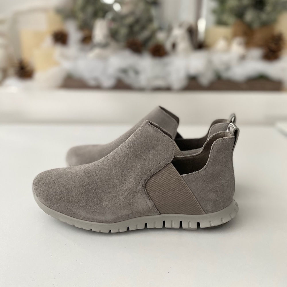 Cole Hana Zerogrand Slpon boot size 6.5 B